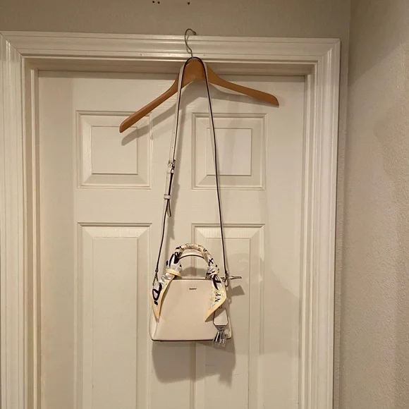 DKNY Paige Small Satchel R21DL465 Crossbody Strap and Double Handle With Scarf - Picture 2 of 13